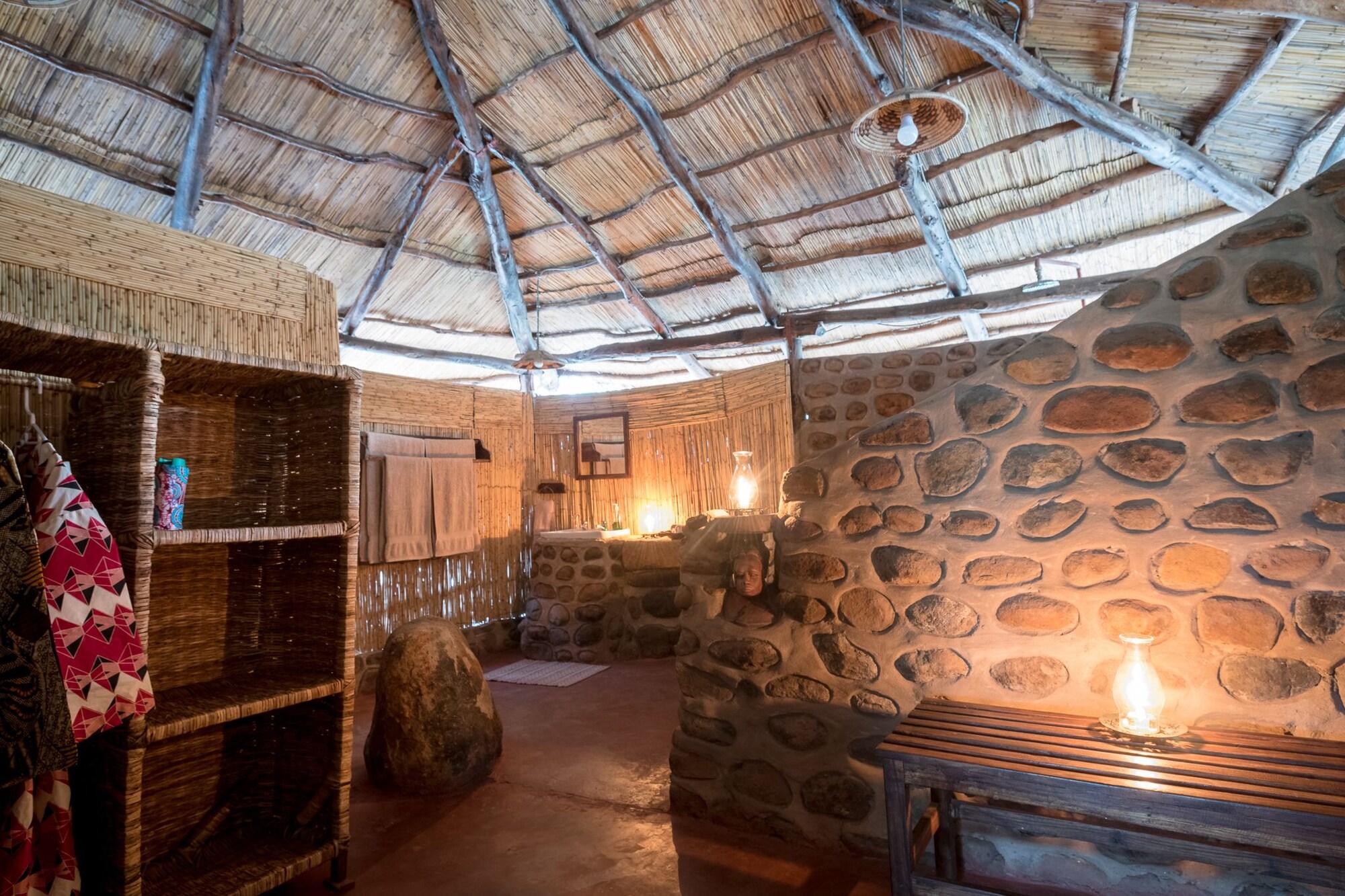 Taita Falcon Lodge Mukuni 外观 照片