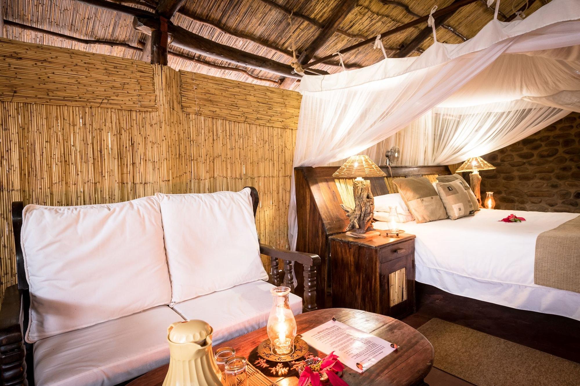 Taita Falcon Lodge Mukuni 外观 照片