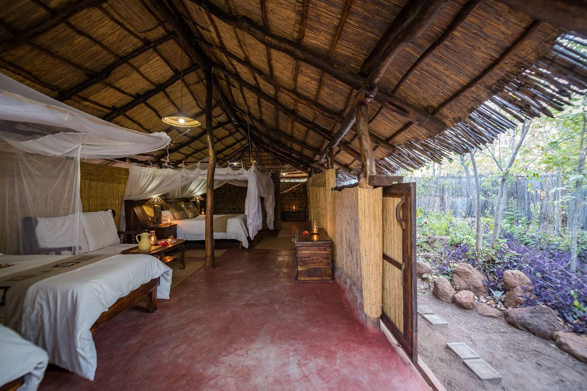 Taita Falcon Lodge Mukuni 外观 照片